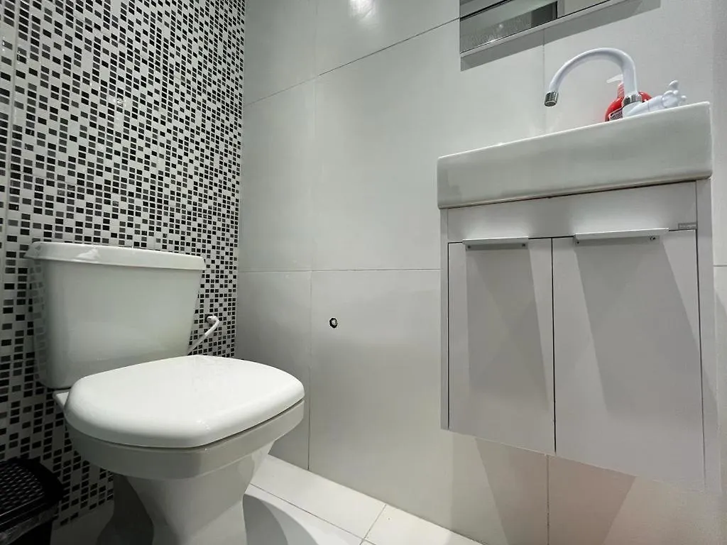 Apartamento Lindo E Agradavel Em Cabo Frio